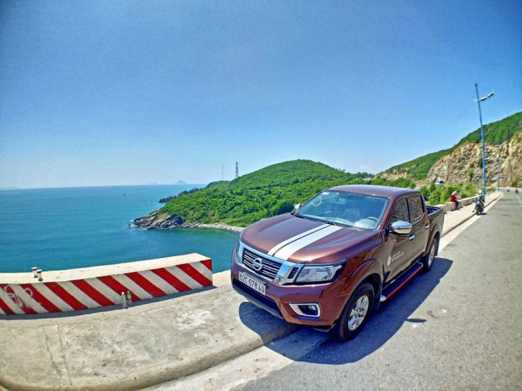 Em đã lên lẫy số vô lăng cho xe Nissan Navara EL