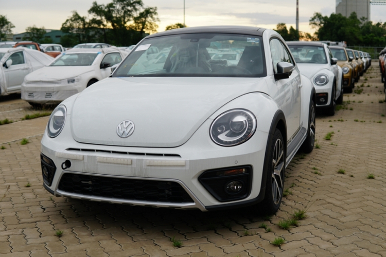 Volkswagen Beetle Dune bất ngờ xuất hiện tại Việt Nam