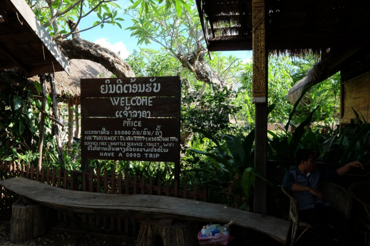 Hành trình Vờ-Cờ-Lờ (Việt-Cam-Lào) Hành trình Vờ-Cờ-Lờ (Việt-Cam-Lào)
