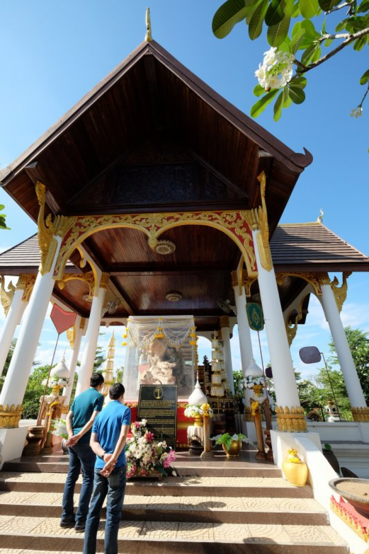 Hành trình Vờ-Cờ-Lờ (Việt-Cam-Lào) Hành trình Vờ-Cờ-Lờ (Việt-Cam-Lào)
