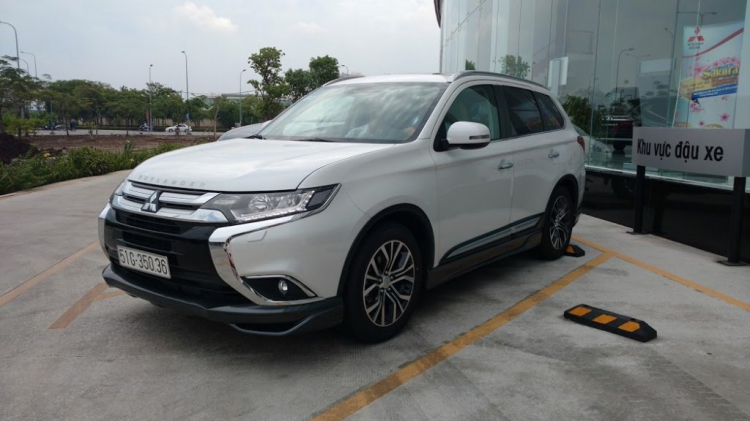 Nhờ tư vấn xe gầm cao đời 2016 trở đi ngân sách trên 1 tỷ Nhờ tư vấn xe gầm cao đời 2016 trở đi ngân sách trên 1 tỷ