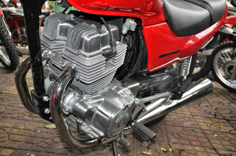 THành lập Hội những người mê và chơi xe Motor Honda LA 250cc THành lập Hội những người mê và chơi xe Motor Honda LA 250cc