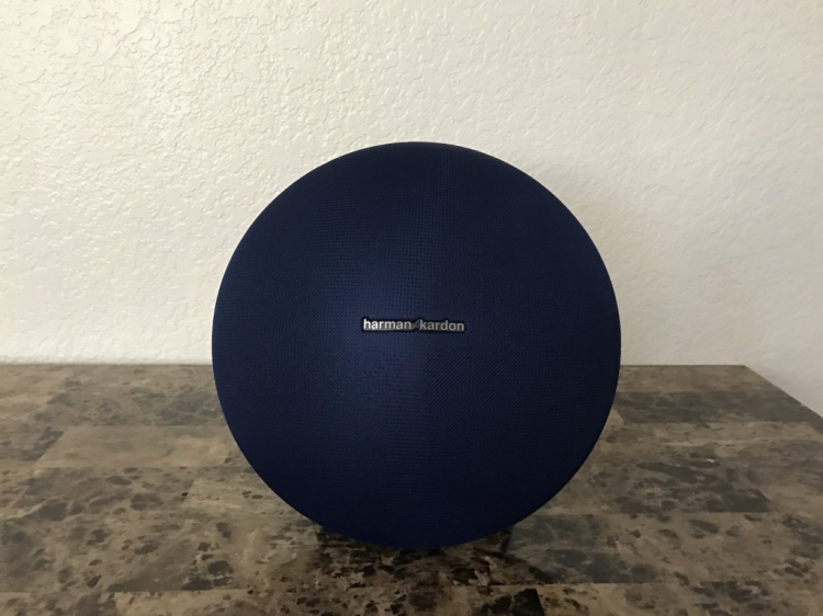 Cần bán loa Harman Kardon Onyx Studio 3