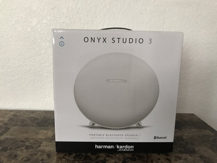 Cần bán loa Harman Kardon Onyx Studio 3