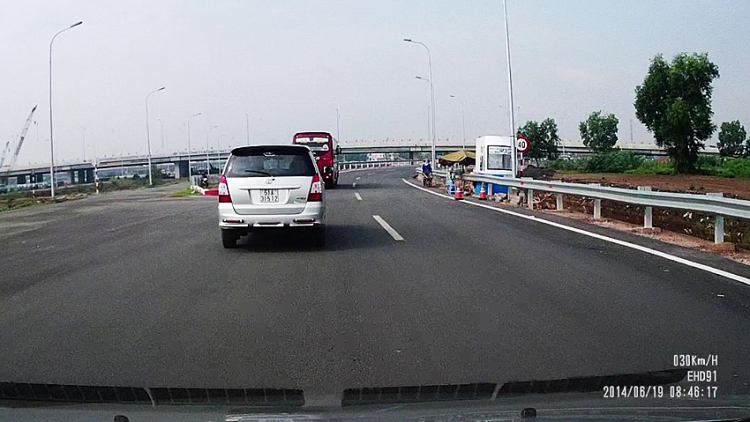 Cao tốc SG - LT anh í đây nè ! ( Hình ảnh ) Cao tốc SG - LT anh í đây nè ! ( Hình ảnh )