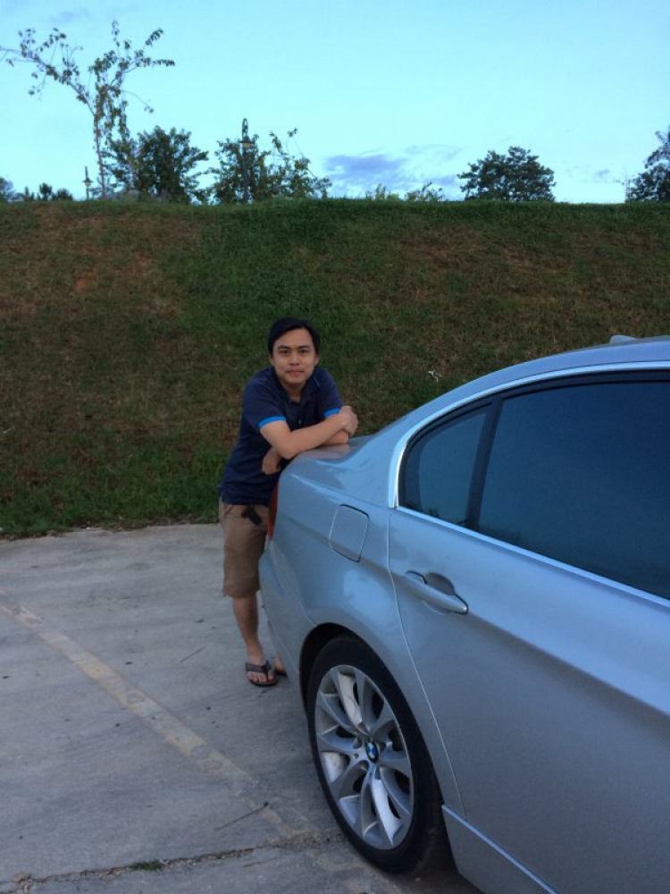 Con E90 BMW 325i đầu tiên của em Con E90 BMW 325i đầu tiên của em