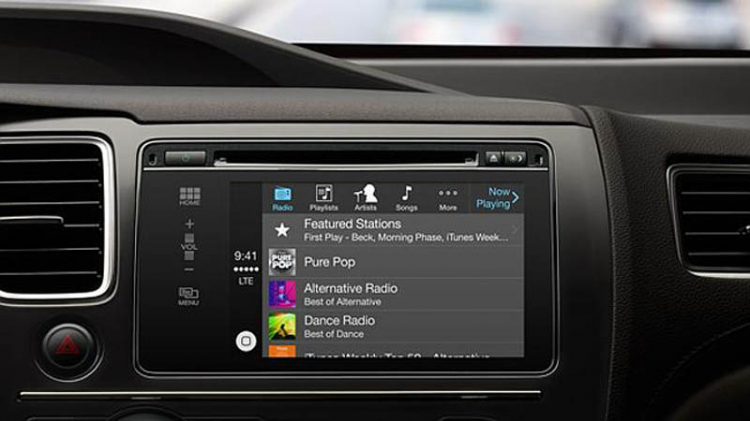 Công nghệ Apple CarPlay giúp kết nối iPhone với ô tô