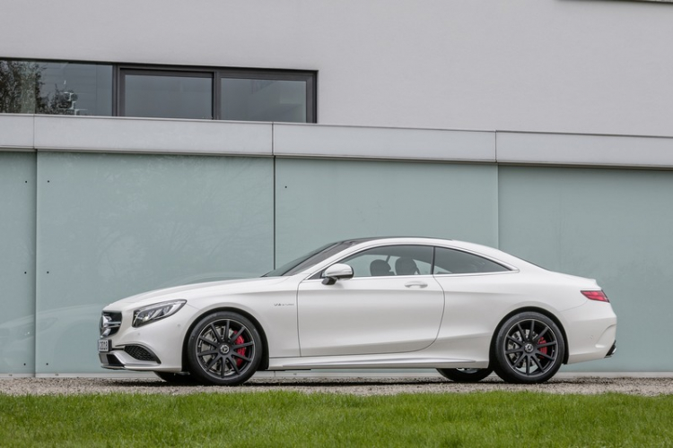 Mercedes-Benz S63 AMG Coupe lộ diện : 577 mã lực