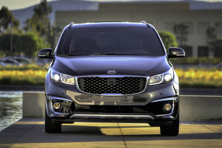 Kia công bố hình ảnh chính thức MPV Sedona (Carnival) 2015