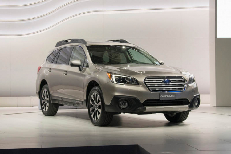 Subaru Outback 2015 rộng rãi, mạnh mẽ và tiết kiệm nhiên liệu hơn