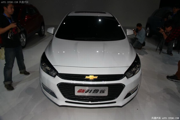 GM trình diện Chevrolet Cruze thế hệ mới tại Trung Quốc