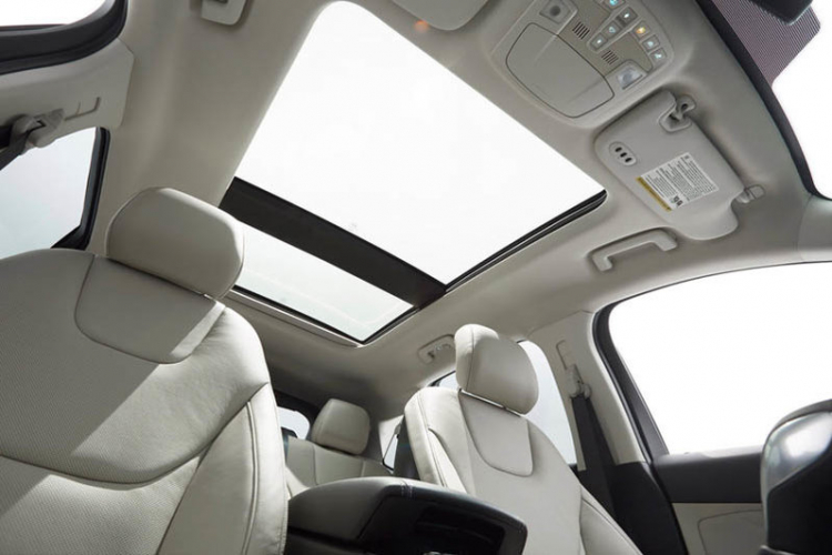 Ford Edge SUV 2015 thay đổi ngoại hình ấn tượng, nâng cấp công nghệ hiện đại