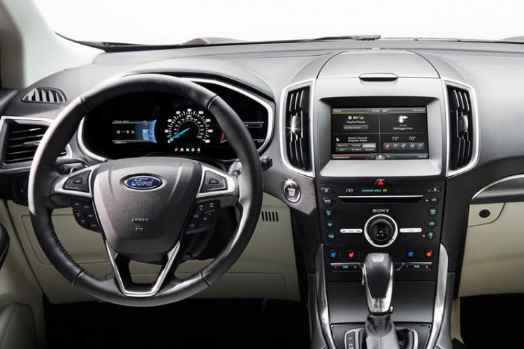 Ford Edge SUV 2015 thay đổi ngoại hình ấn tượng, nâng cấp công nghệ hiện đại