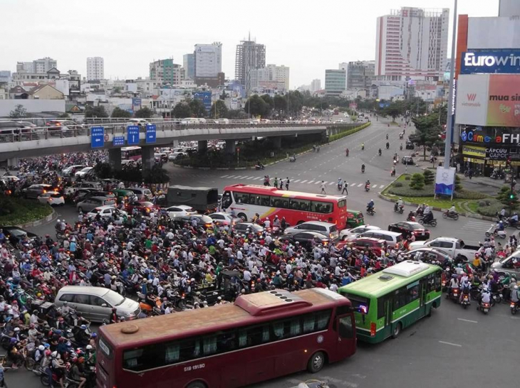 Văn hoá "nối đuôi"