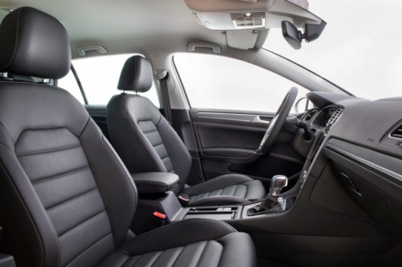 2017-vw-e-golf-us-pricing-announced-gets-poor-range-but-lots-of-tech_2.jpg