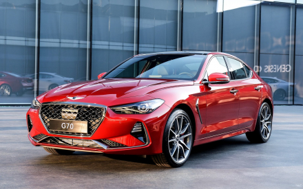 Genesis-G70-1.jpg