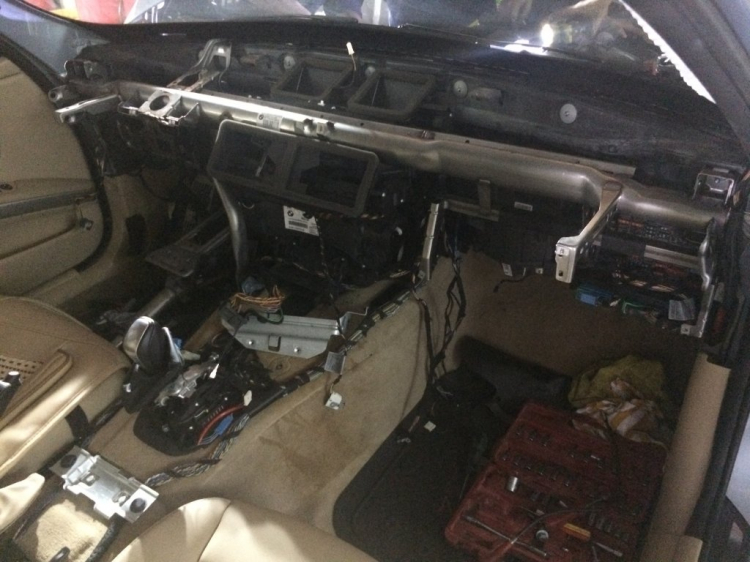 Tổng hợp về sửa chữa,bảo dưỡng và các lỗi thường gặp trên xe BMW. Tổng hợp về sửa chữa,bảo dưỡng và các lỗi thường gặp trên xe BMW.