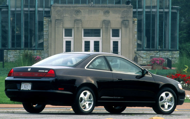 Anh em Camry 87-91 vô đây chơi Anh em Camry 87-91 vô đây chơi