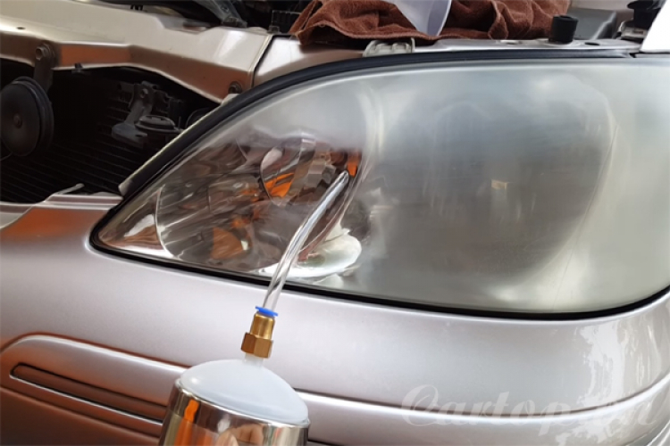 Bộ sản phẩm sơn phủ phục hồi, đánh bóng đèn xe ô tô bằng Nano mới nhất hiện nay.