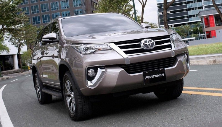 Lộ tin đồn ra mắt Toyota Fortuner máy dầu số tự động tại Việt Nam