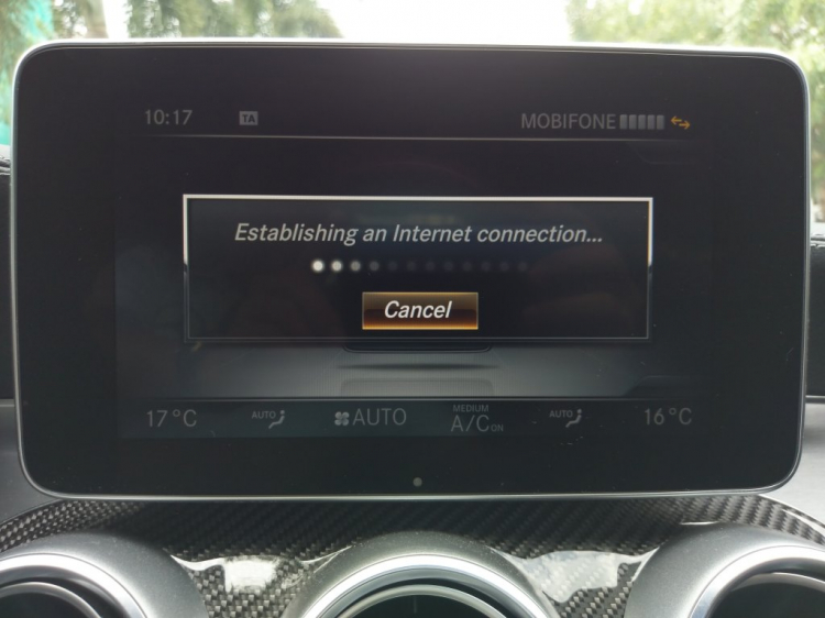 Sử dụng Mercedes-Benz App để xem dự báo thời tiết và nghe Radio Internet