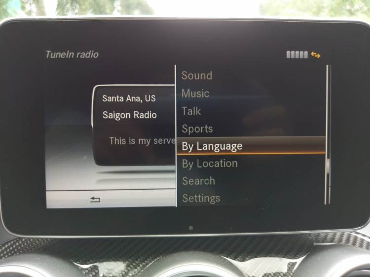 Sử dụng Mercedes-Benz App để xem dự báo thời tiết và nghe Radio Internet