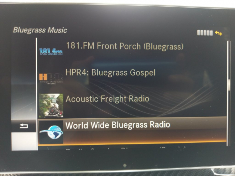 Sử dụng Mercedes-Benz App để xem dự báo thời tiết và nghe Radio Internet Sử dụng Mercedes-Benz App để xem dự báo thời tiết và nghe Radio Internet