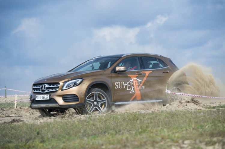 SUVenture Extreme – hành trình của Mercedes Benz, con vắt, và thói lười vận động của người Việt