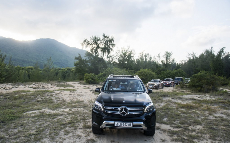 SUVenture Extreme – hành trình của Mercedes Benz, con vắt, và thói lười vận động của người Việt SUVenture Extreme – hành trình của Mercedes Benz, con vắt, và thói lười vận động của người Việt