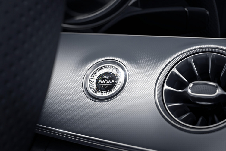 Mercedes-Benz E300 Coupe có giá dự kiến 3,1 tỷ đồng tại Việt Nam, có cả bản E200 Coupe