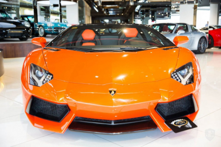 lamborghini-aventador-pink-orange-01.jpg