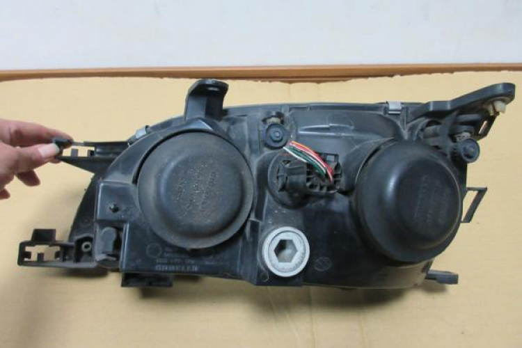 Toyota Corona 1992 - 1996 mắt híp đít bồng (Na béo )