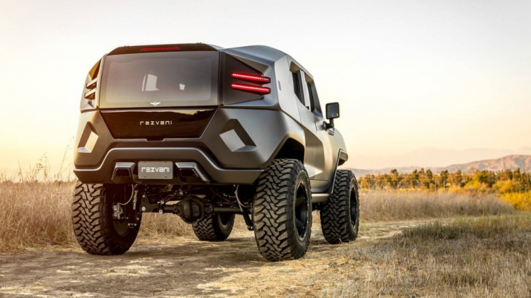 Rezvani Tank: Chiếc SUV mạnh mẽ mới đến từ Mỹ