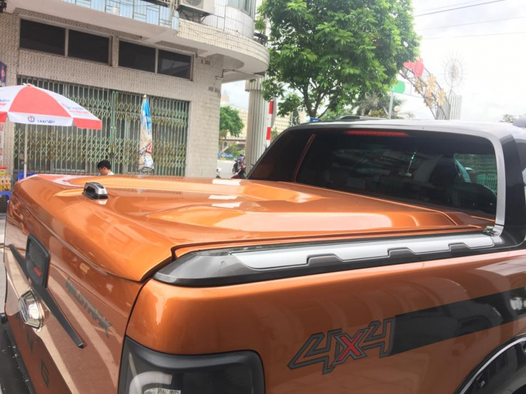 Nắp thùng thấp cho WildTrak 3.2