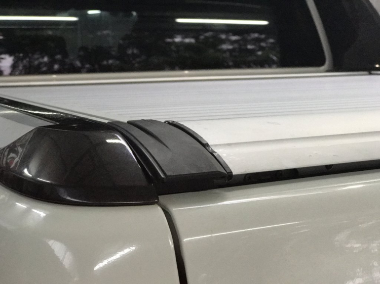 Nắp thùng thấp cho WildTrak 3.2 Nắp thùng thấp cho WildTrak 3.2
