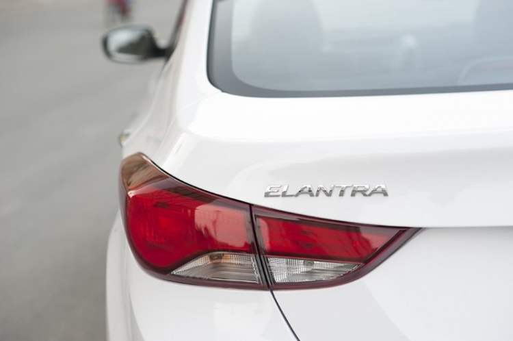 Hyundai Elantra 2014 có giá từ 649 triệu đồng tại Việt Nam