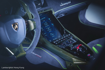 lambo-centenario-all-green-hongkong-3.jpeg