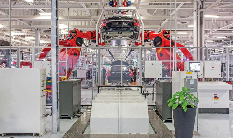 Tesla sa thải nhiều nhân viên, gặp rắc rối với quá trình sản xuất Model 3