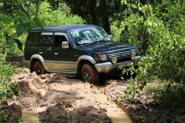 MITSUBISHI PAJERO 1993-2003:  CHIA SẺ KINH NGHIỆM - RỦ RÊ PHƯỢT PHIẾT