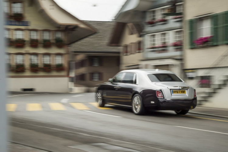 Rolls-Royce xác nhận sẽ có Phantom chạy điện