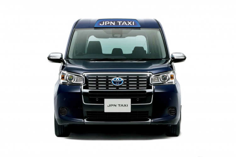 Toyota giới thiệu chiếc JPN Taxi