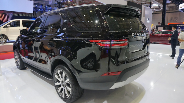 [VIMS 2017] Cận cảnh SUV 03 hàng ghế Land Rover Discovery 2018