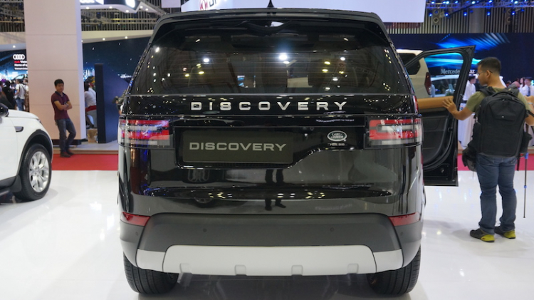 [VIMS 2017] Cận cảnh SUV 03 hàng ghế Land Rover Discovery 2018