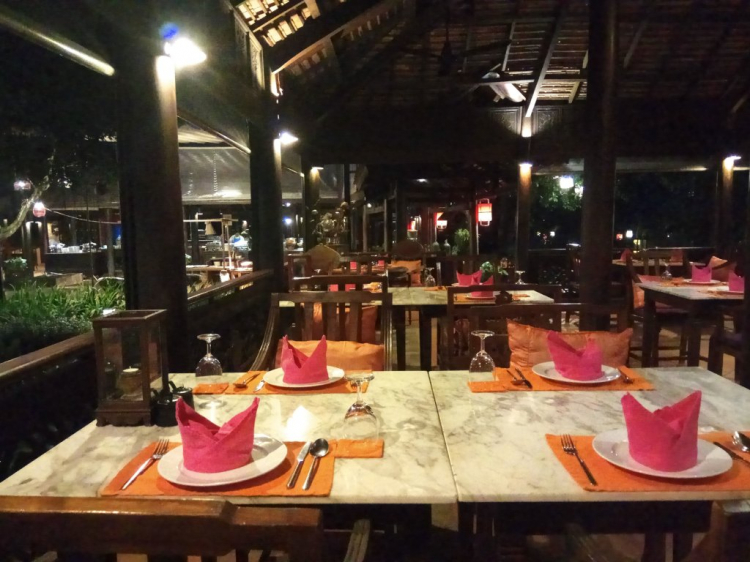 Cho ý kiến về việc ăn uống khi ở The Grand Hồ Tràm Cho ý kiến về việc ăn uống khi ở The Grand Hồ Tràm