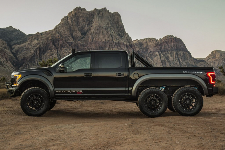 ''Quái vật'' 06 bánh VelociRaptor 6x6 từ hãng độ Hennessey