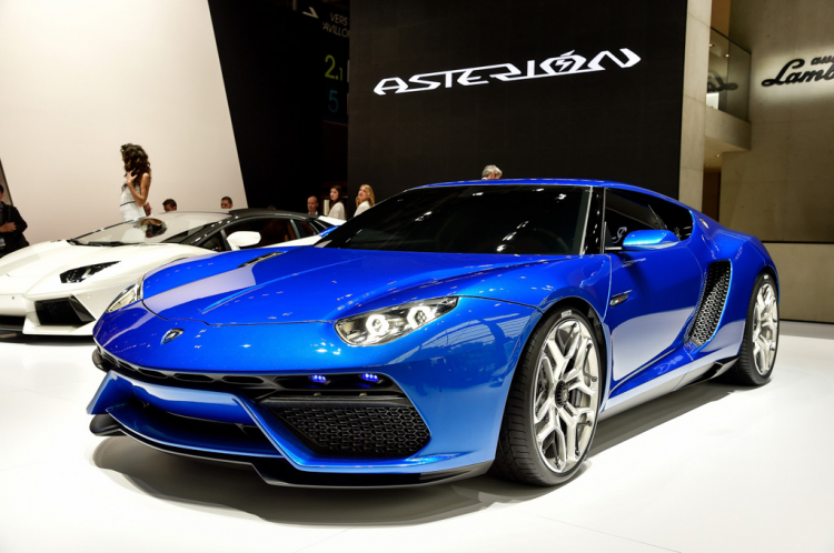Lamborghini hé lộ về một chiếc siêu xe mới, có thể sẽ sử dụng động cơ hybrid