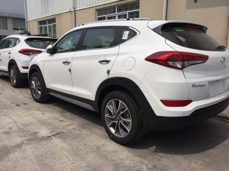 HYUNDAI GIÁ RẺ giảm giá TUCSON 130TR CHO NĂM 2018