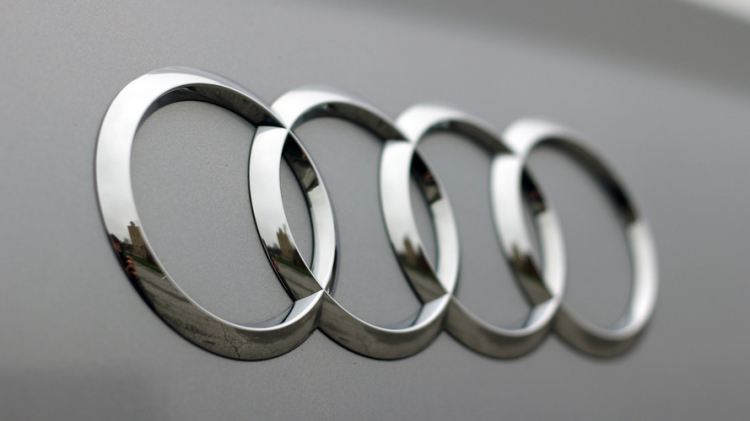 Hãng xe Audi tạo ra dầu diesel từ không khí và nước