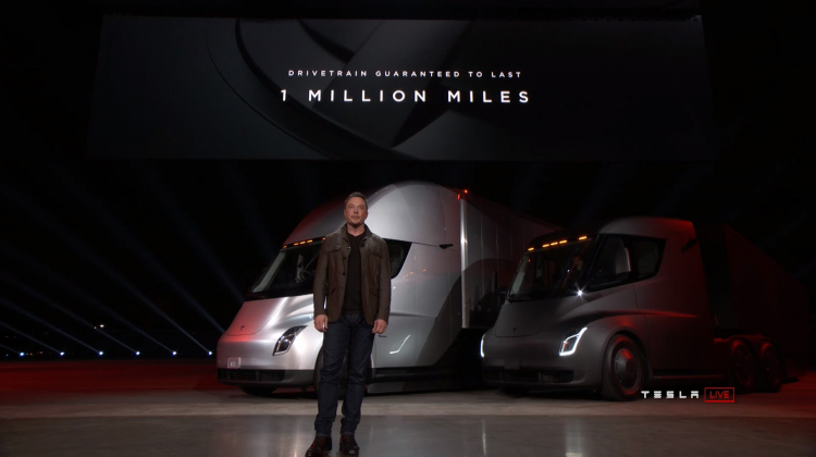 Tesla giới thiệu đầu kéo Semi chạy hoàn toàn bằng điện; tăng tốc từ 0 - 100km/h trong 5 giây