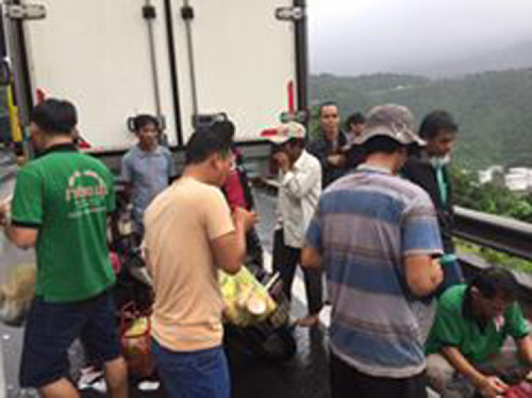 Tư Vấn Cho E lịch trình Xuyên Bắc Nam Dịp tết Tư Vấn Cho E lịch trình Xuyên Bắc Nam Dịp tết